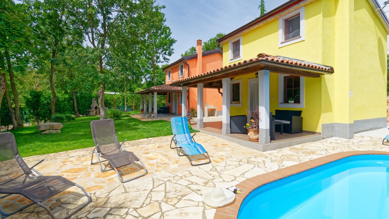 Photo of Outdoor in Makovci