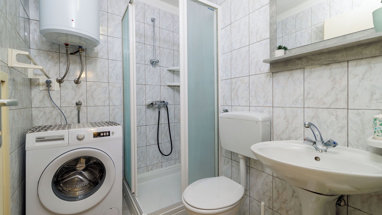 Photo of Bathroom in Klanfari