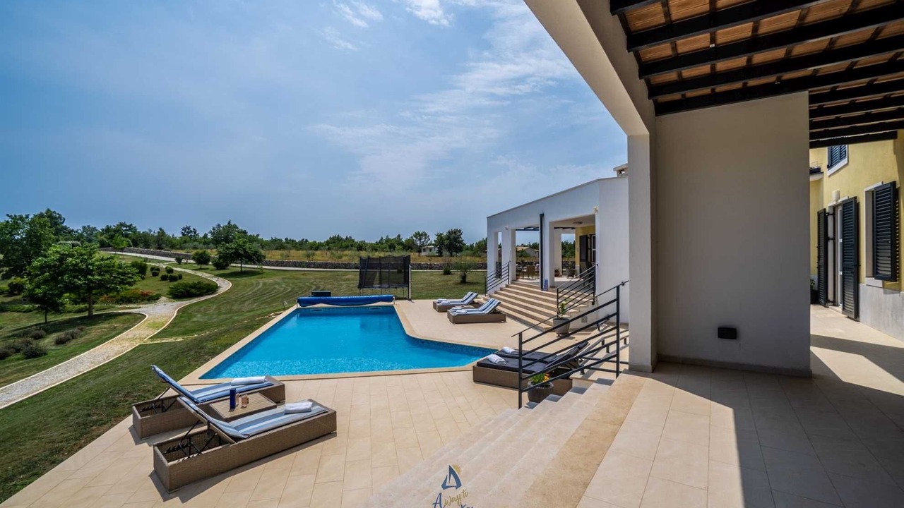 Photo of Outdoor in Divsici