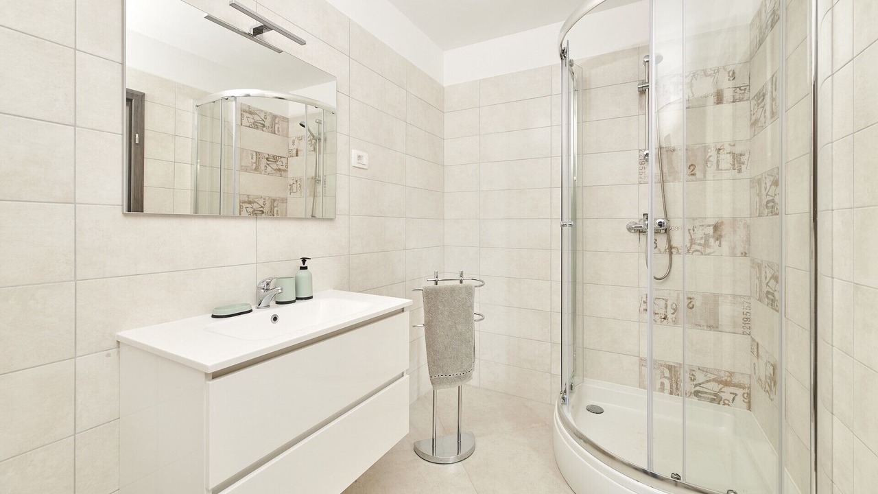 Photo of Bathroom in Diminici