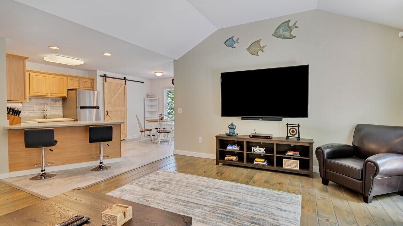 Photo of Bedroom in Townville