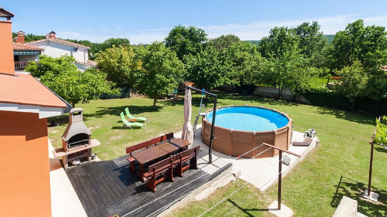 Photo of Outdoor in Kapelica