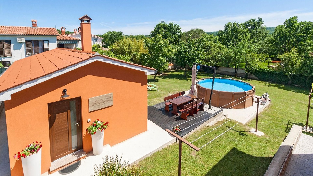 Photo of Outdoor in Kapelica
