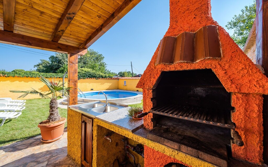 Photo of Patio Balcony in Mali Vareski