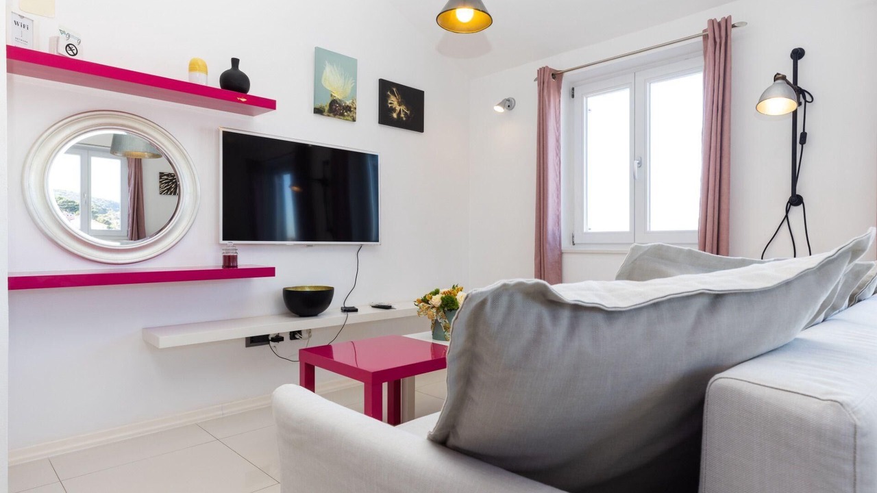 Photo of Livingroom in Cove Murtar