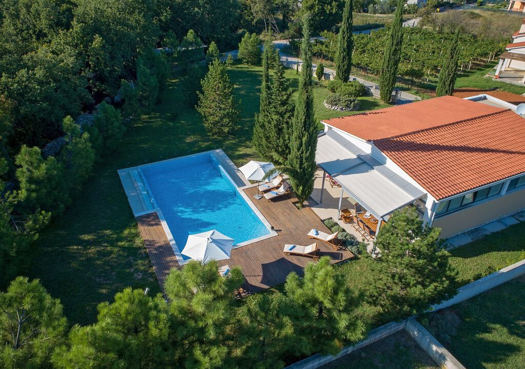 Photo of Outdoor in Rogocana