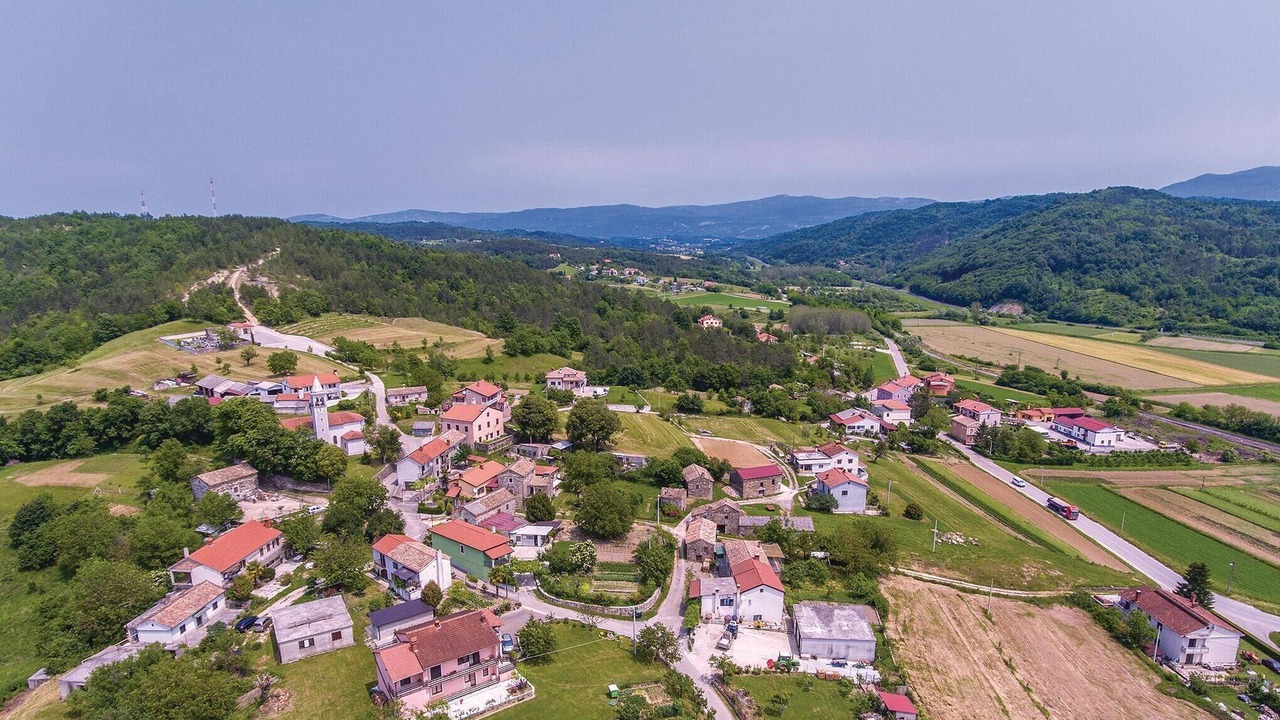 Photo of Others in Gologorica