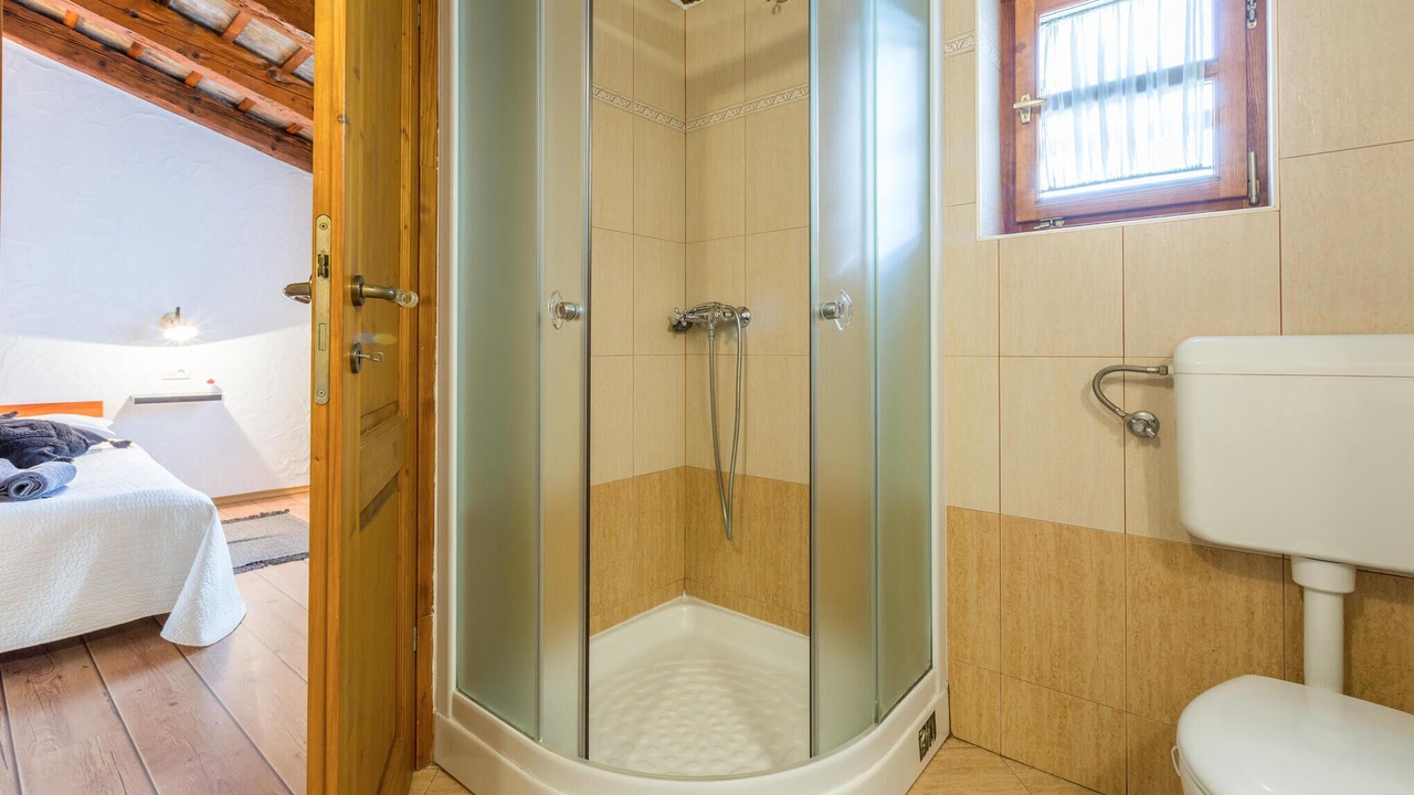 Photo of Bathroom in Gologorica