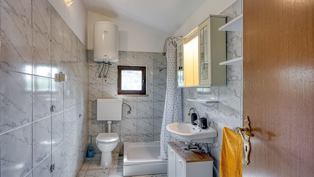 Photo of Bathroom in Kapelica