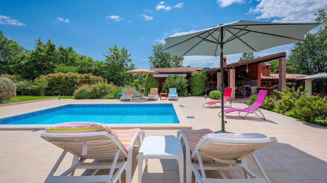 Photo of Outdoor in Muntic