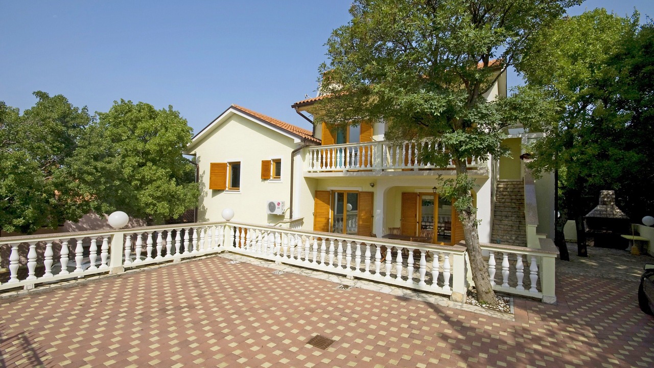 Photo of Outdoor in Povile