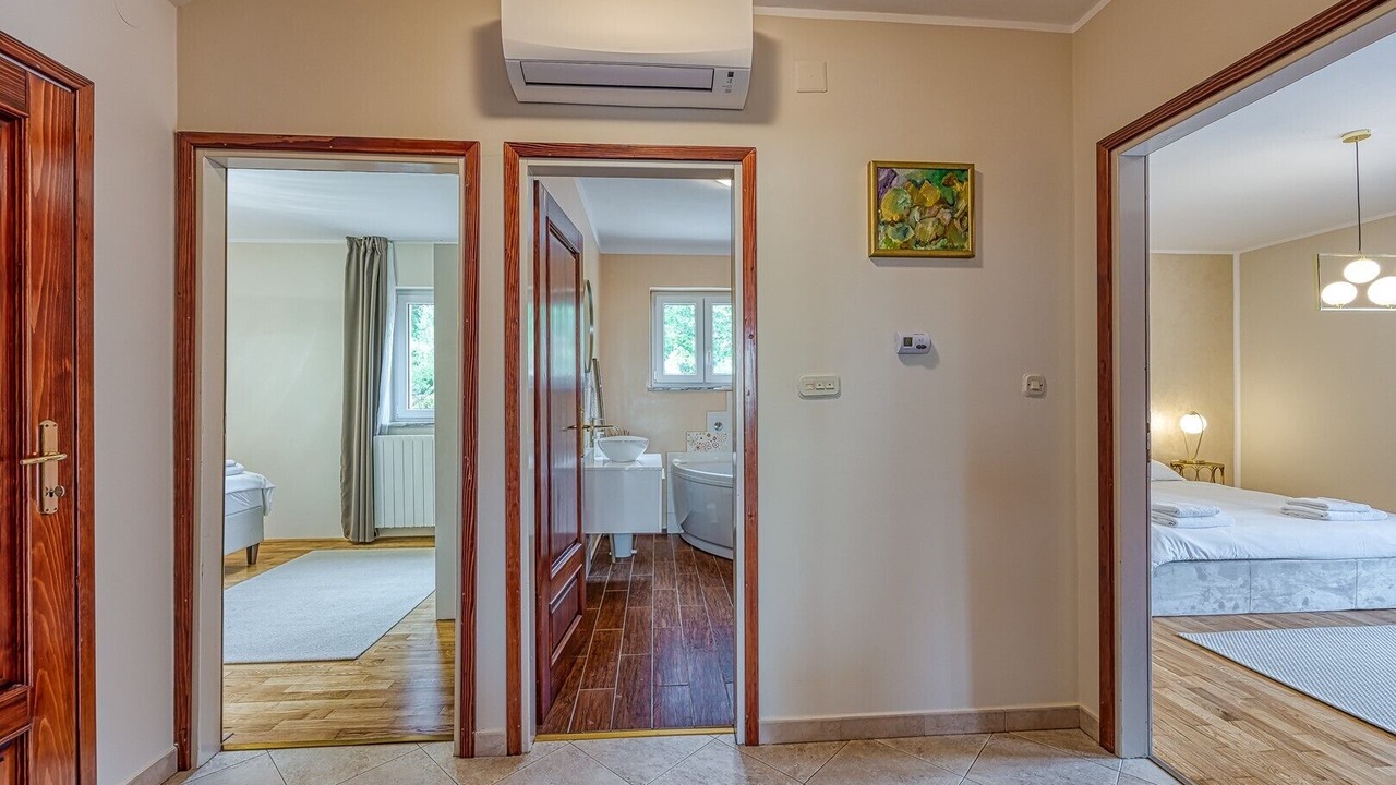 Photo of Bathroom in Kapelica