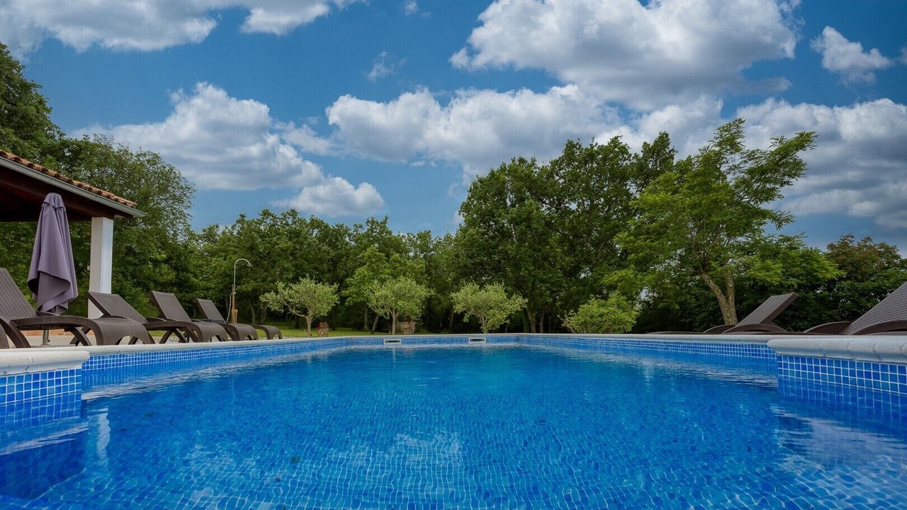 Photo of Outdoor in Kapelica