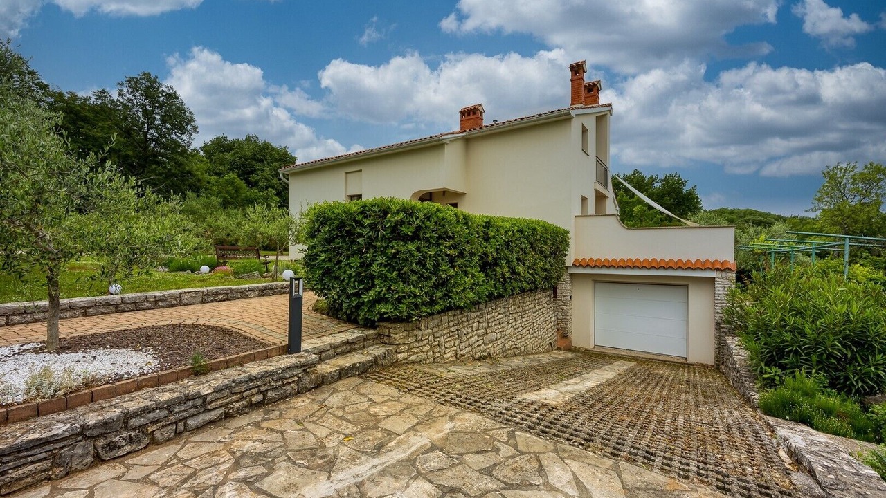 Photo of Outdoor in Kapelica