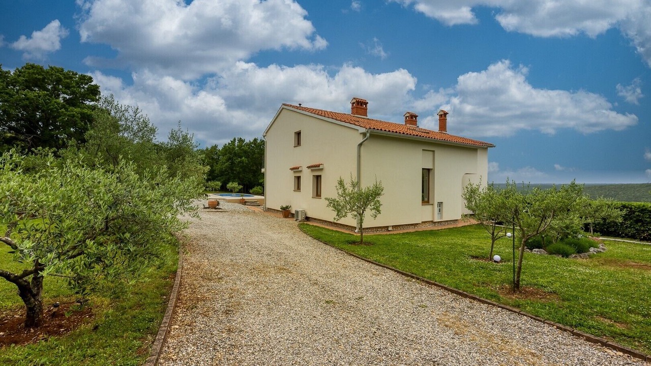 Photo of Outdoor in Kapelica