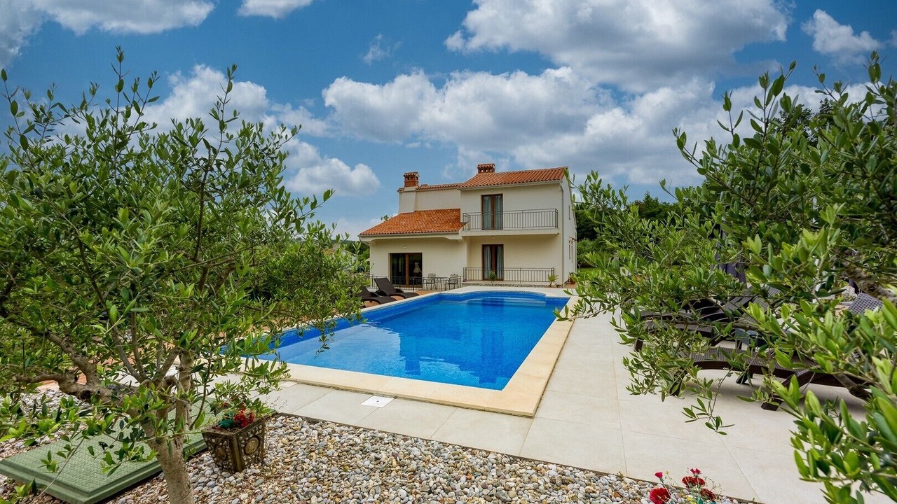 Photo of Outdoor in Kapelica