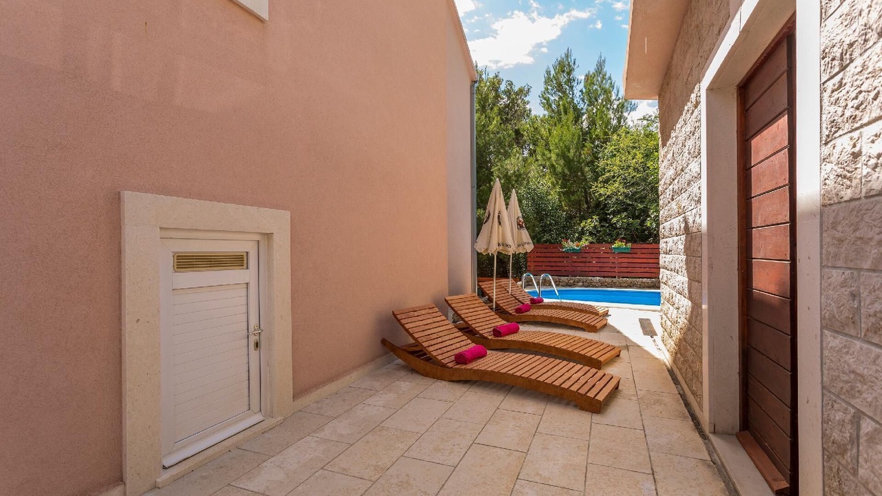 Photo of Patio Balcony in Medici