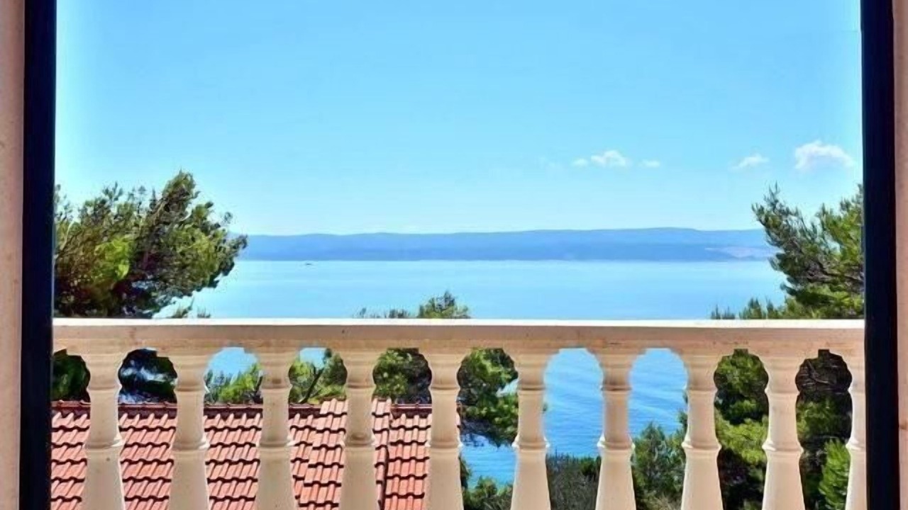 Photo of Outdoor in Medici