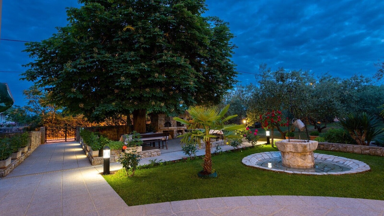 Photo of Patio Balcony in Sveti Anton
