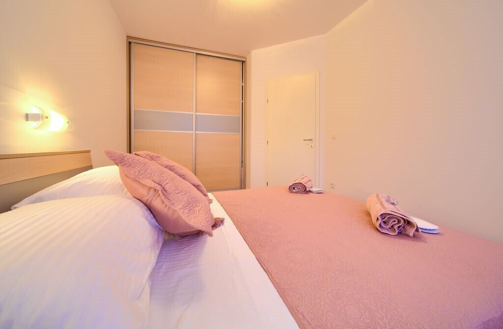 Photo of Bedroom in Malinska
