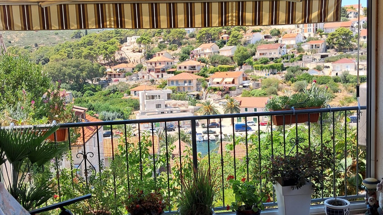 Photo of Patio Balcony in Splitska