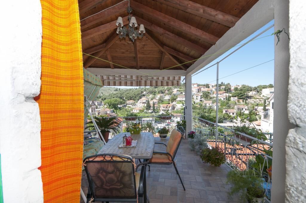 Photo of Patio Balcony in Splitska