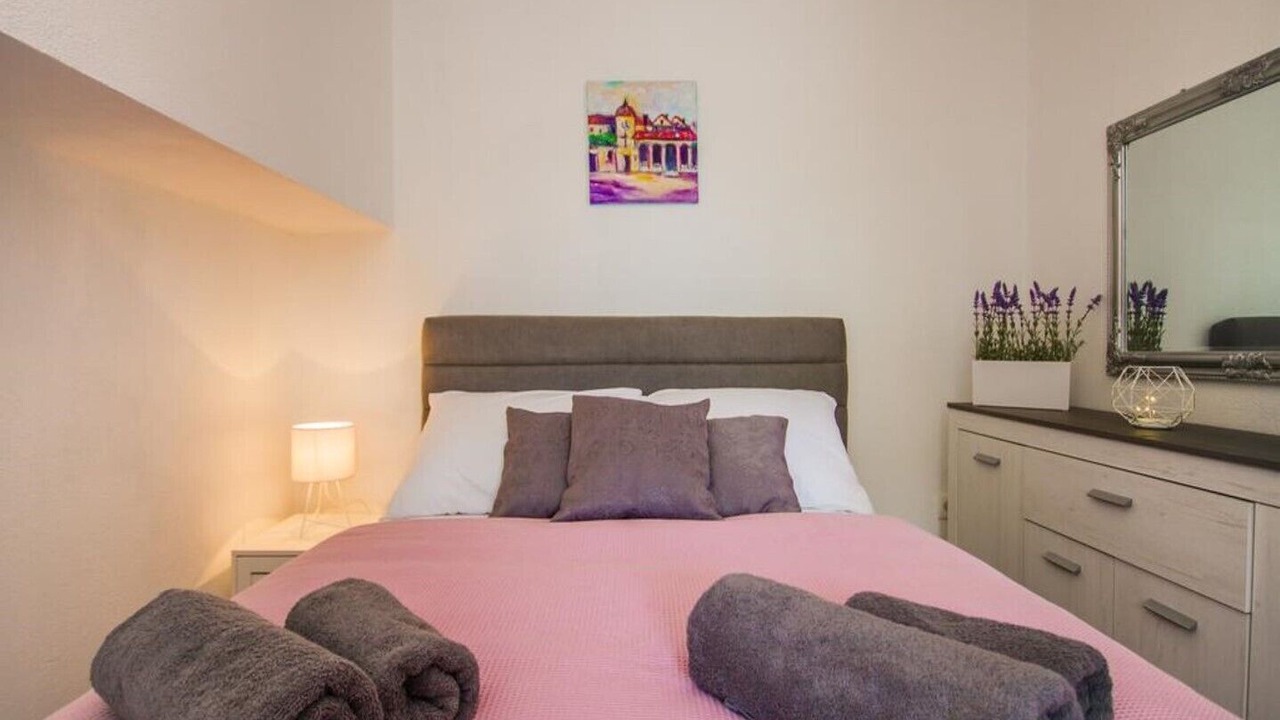 Photo of Bedroom in Seget