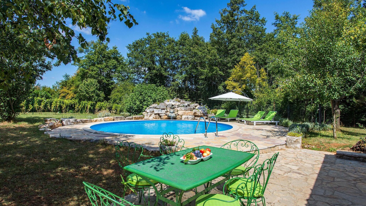 Photo of Outdoor in Katun Lindarski