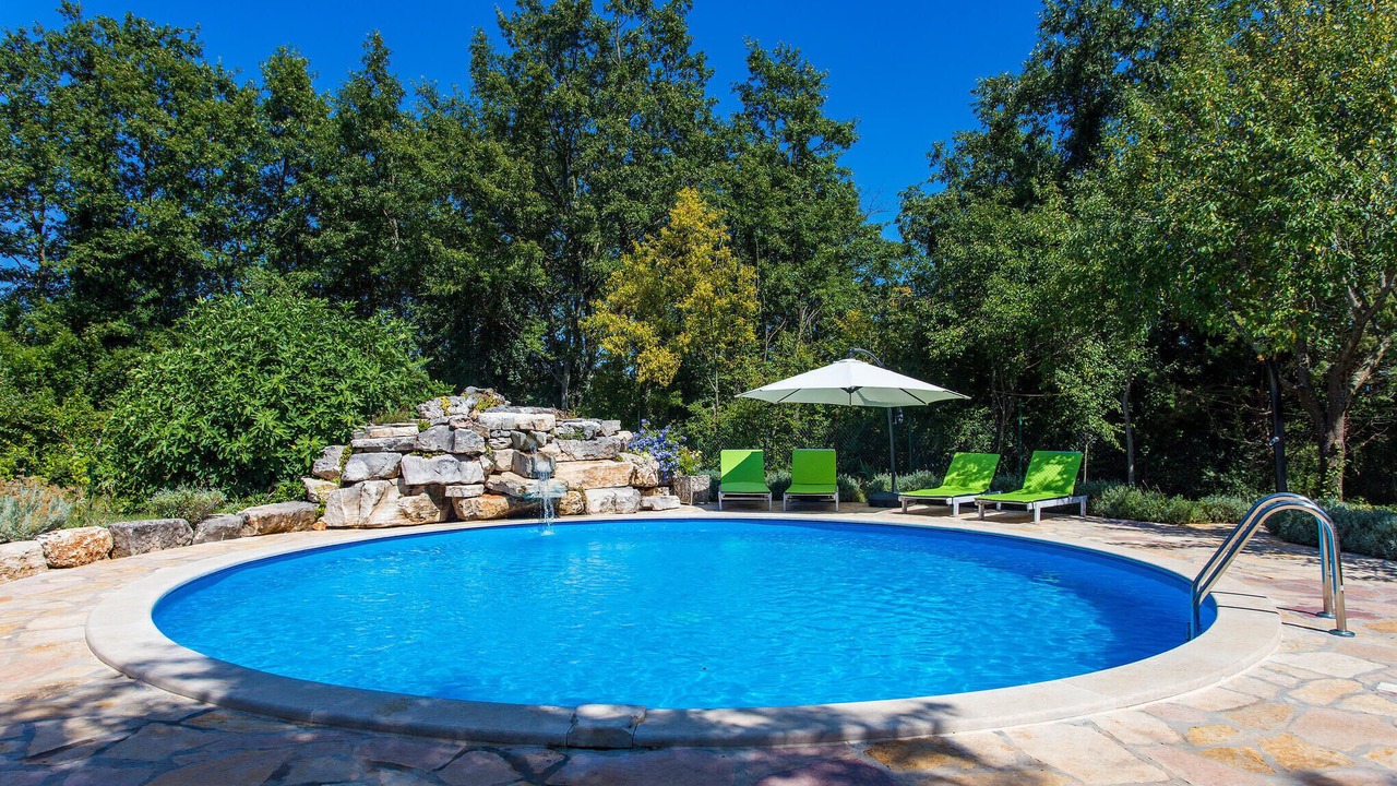 Photo of Outdoor in Katun Lindarski