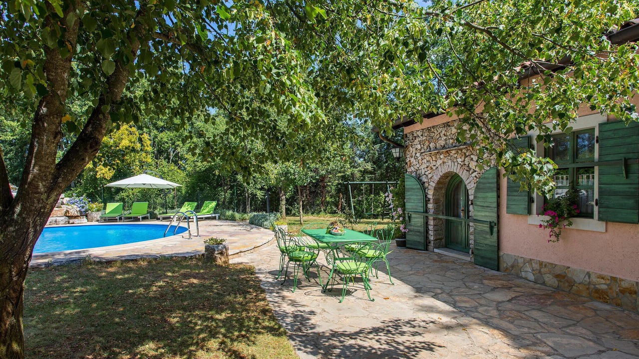 Photo of Outdoor in Katun Lindarski