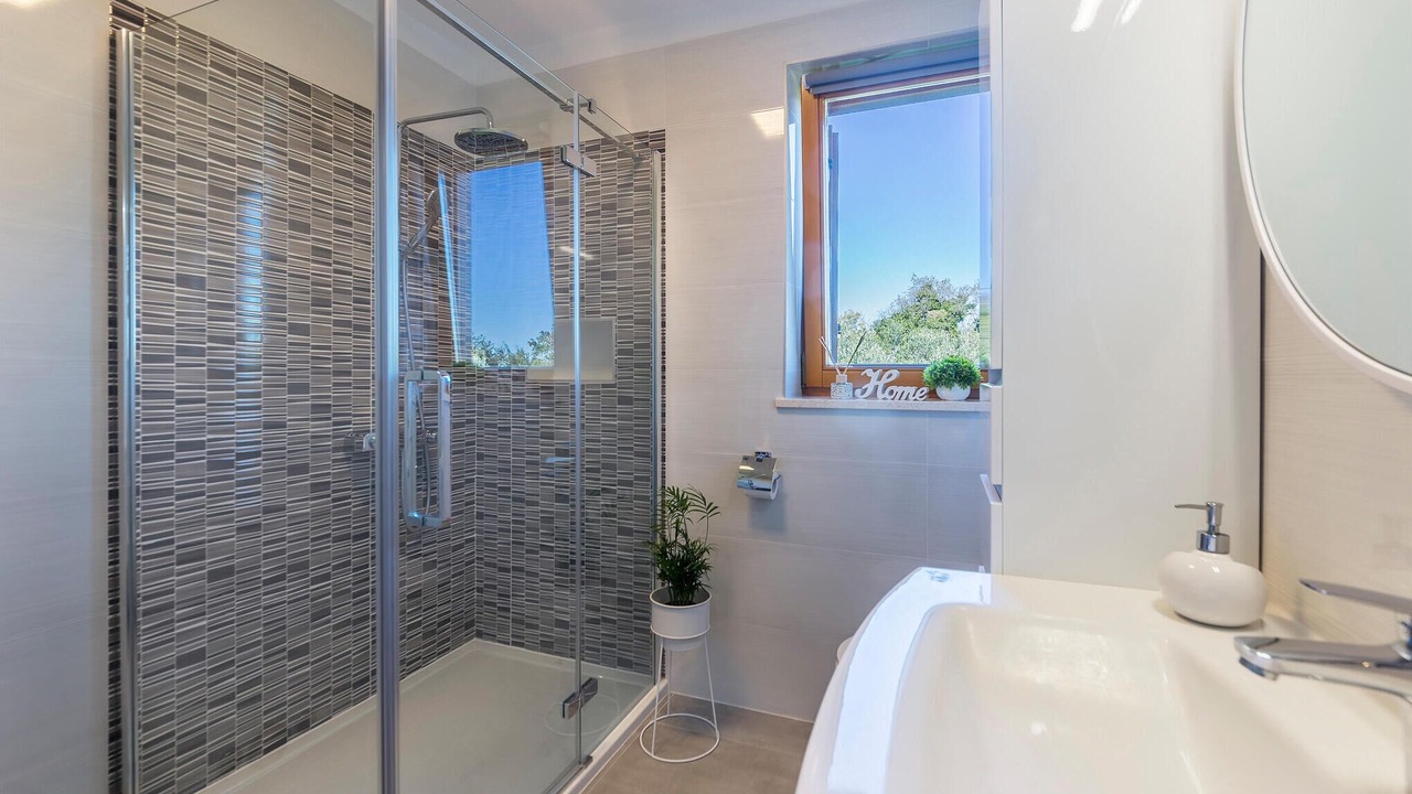 Photo of Bathroom in Kavran