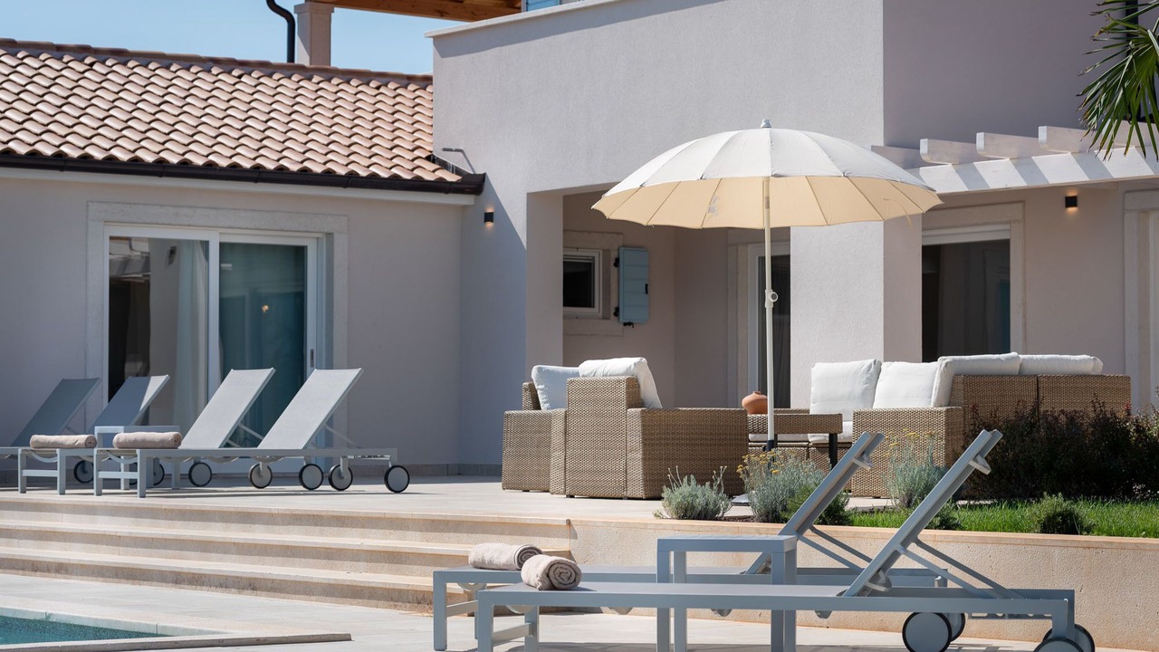 Photo of Patio Balcony in Kavran