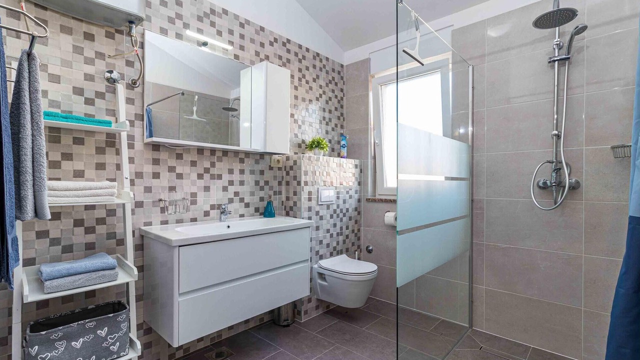 Photo of Bathroom in Vinkuran