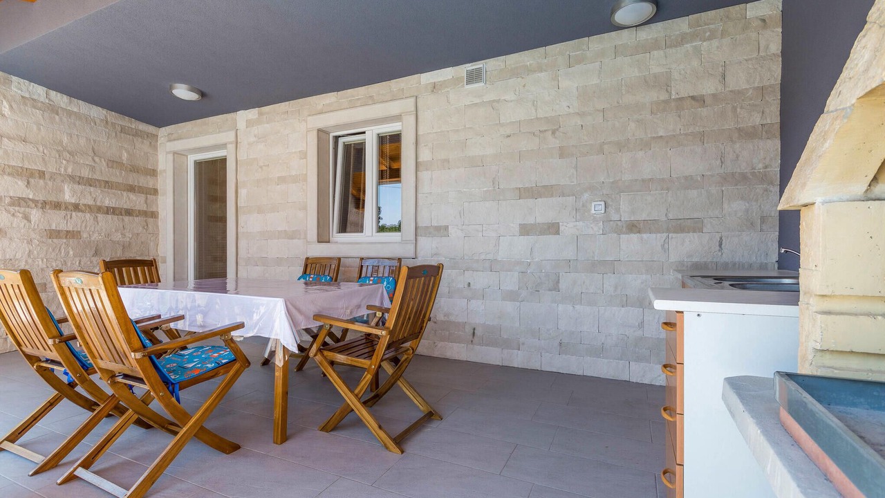 Photo of Outdoor in Bratulici
