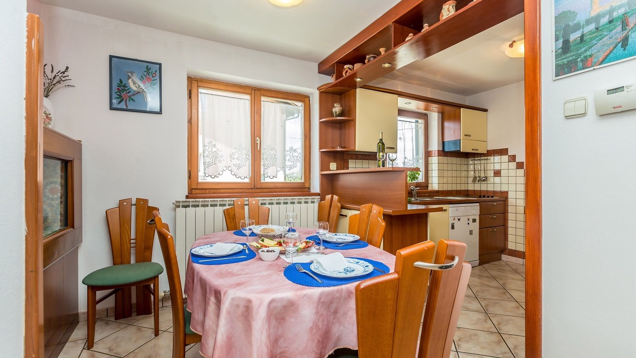 Photo of Livingroom in Sarsoni