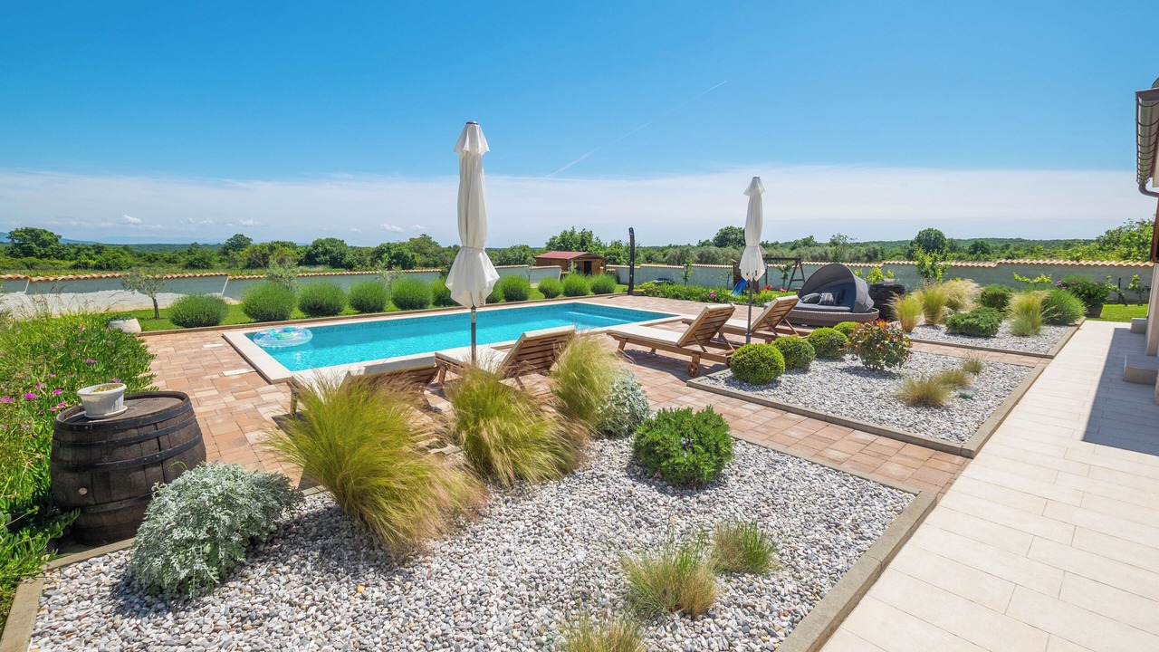 Photo of Outdoor in Filipana
