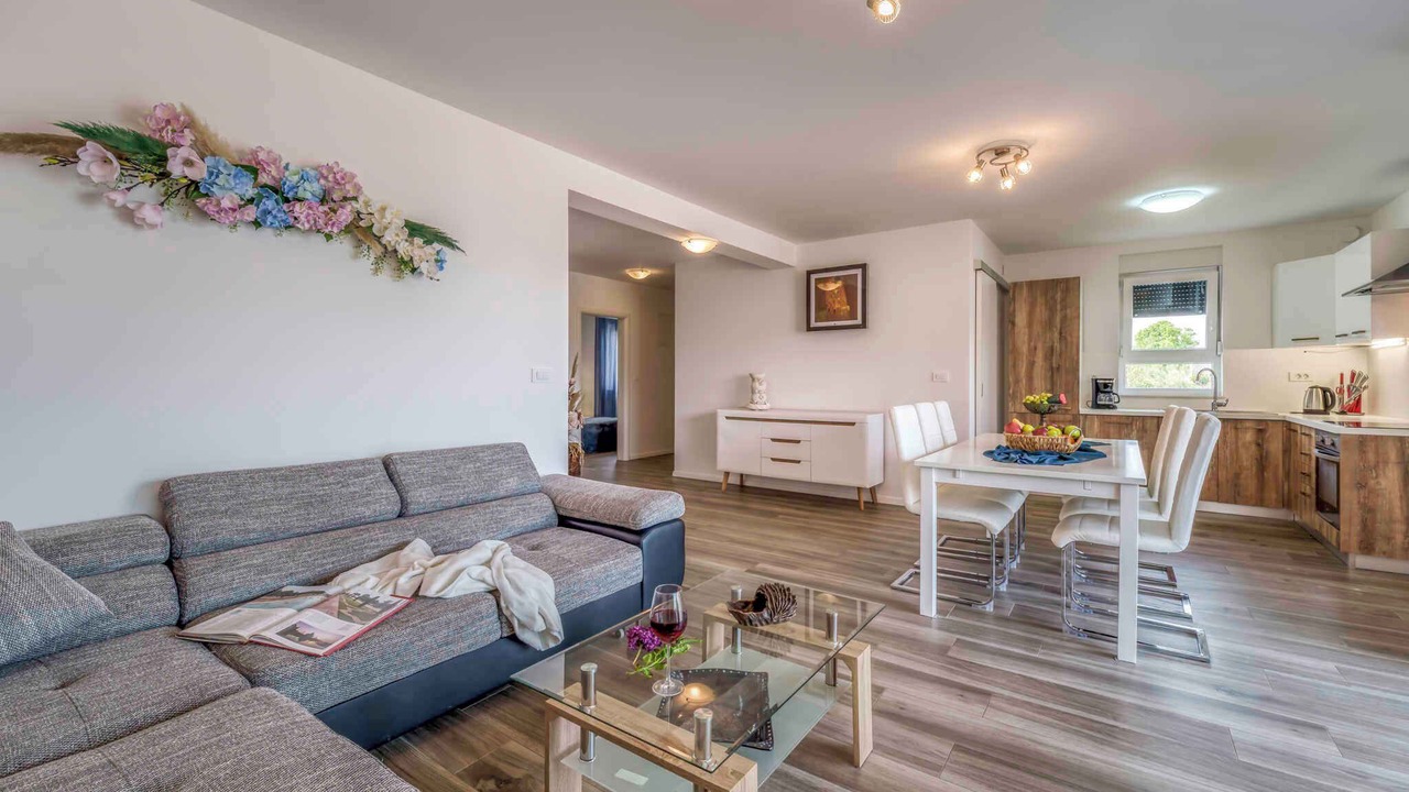 Photo of Livingroom in Porat