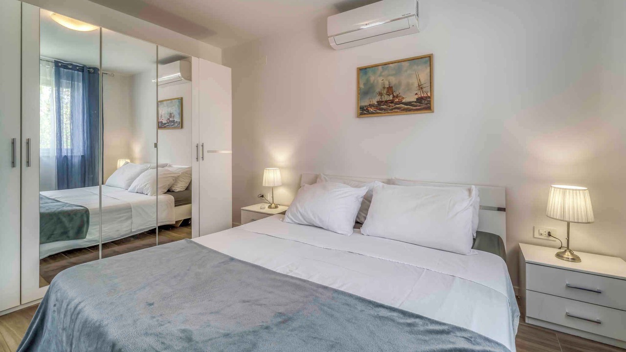 Photo of Bedroom in Porat