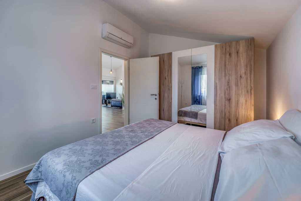 Photo of Bedroom in Porat
