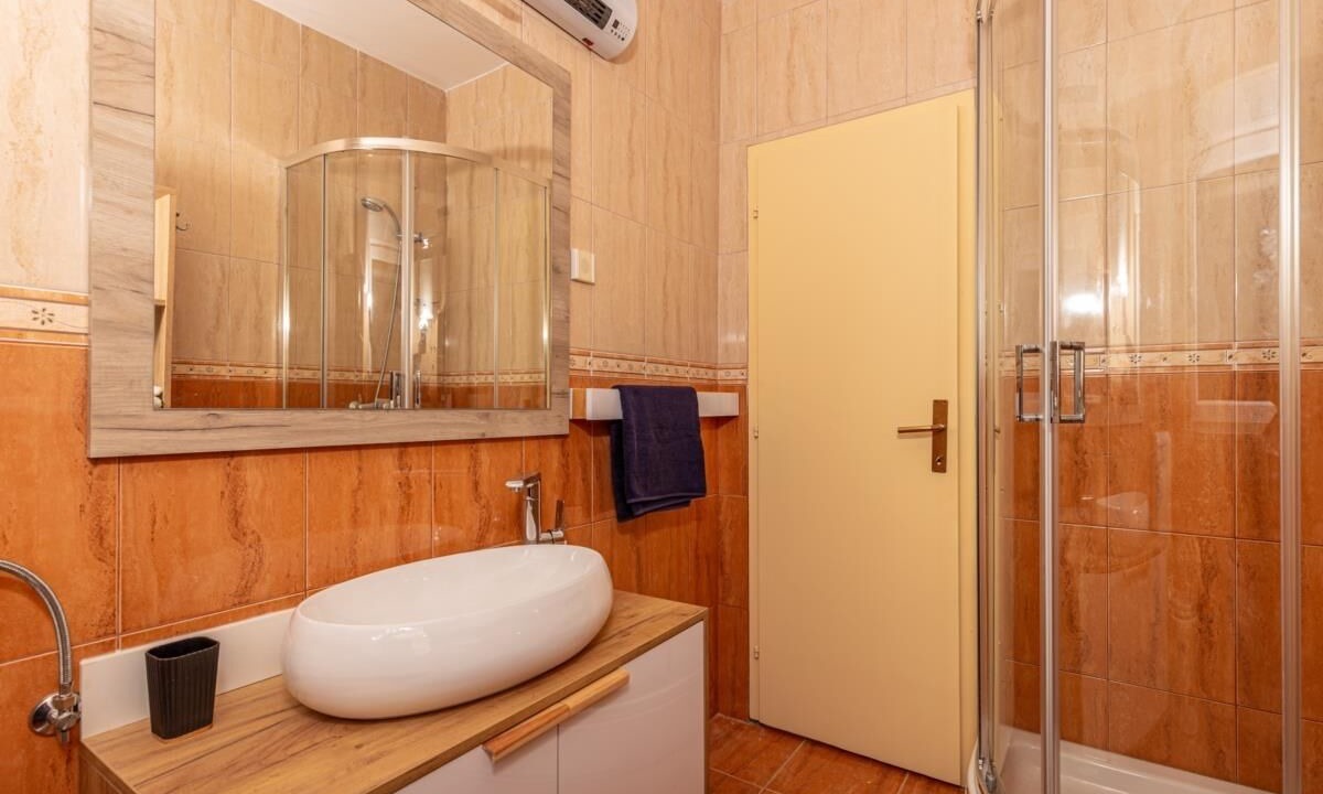Photo of Bathroom in Trinajstici