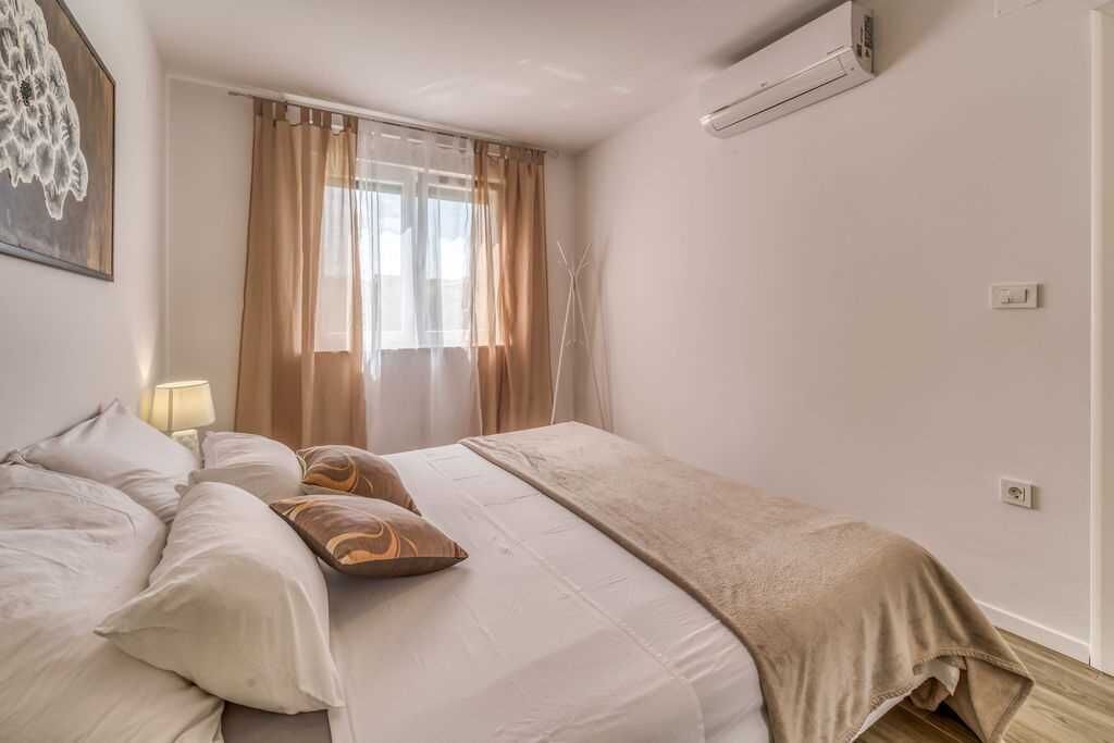 Photo of Bedroom in Porat