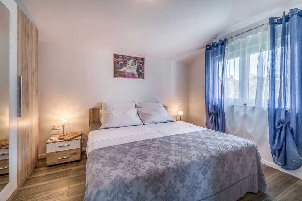 Photo of Bedroom in Porat
