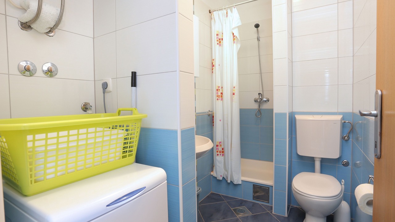Photo of Bathroom in Okrug Gornji