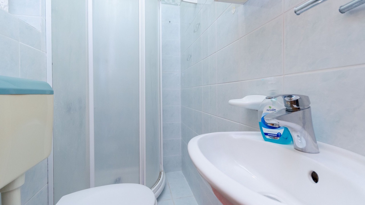Photo of Bathroom in Kampor
