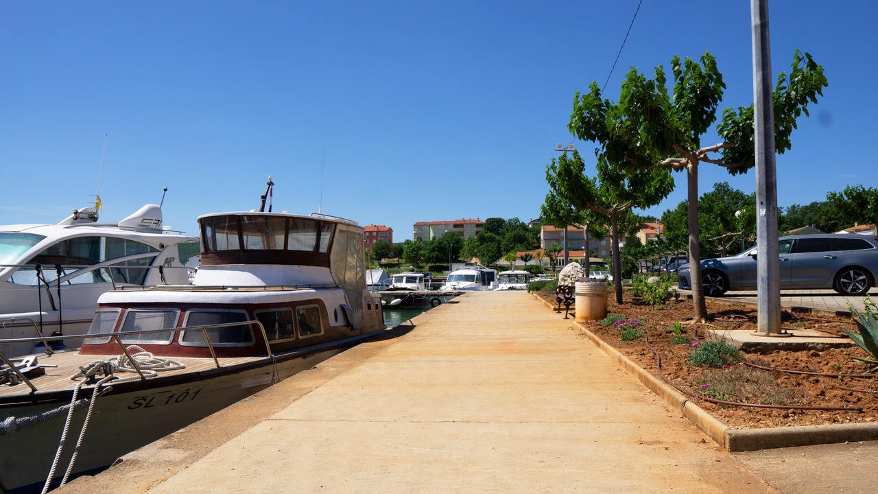 Photo of Outdoor in Cizici