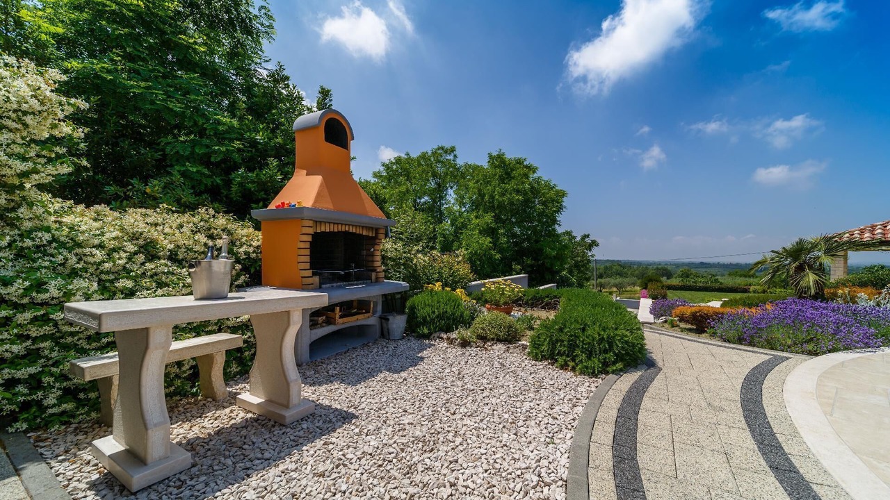 Photo of Outdoor in Materada