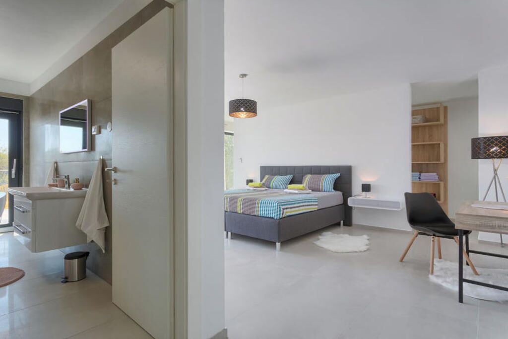 Photo of Bedroom in Loborika