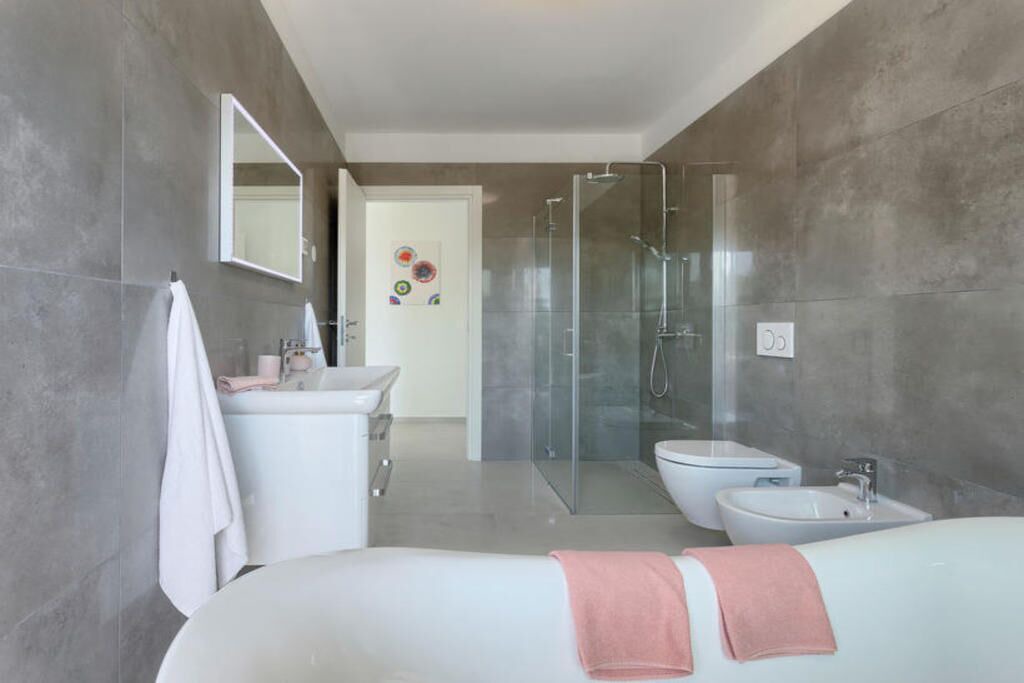 Photo of Bathroom in Loborika