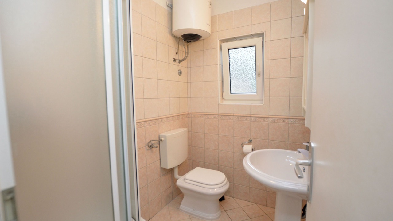 Photo of Bathroom in Rubesi