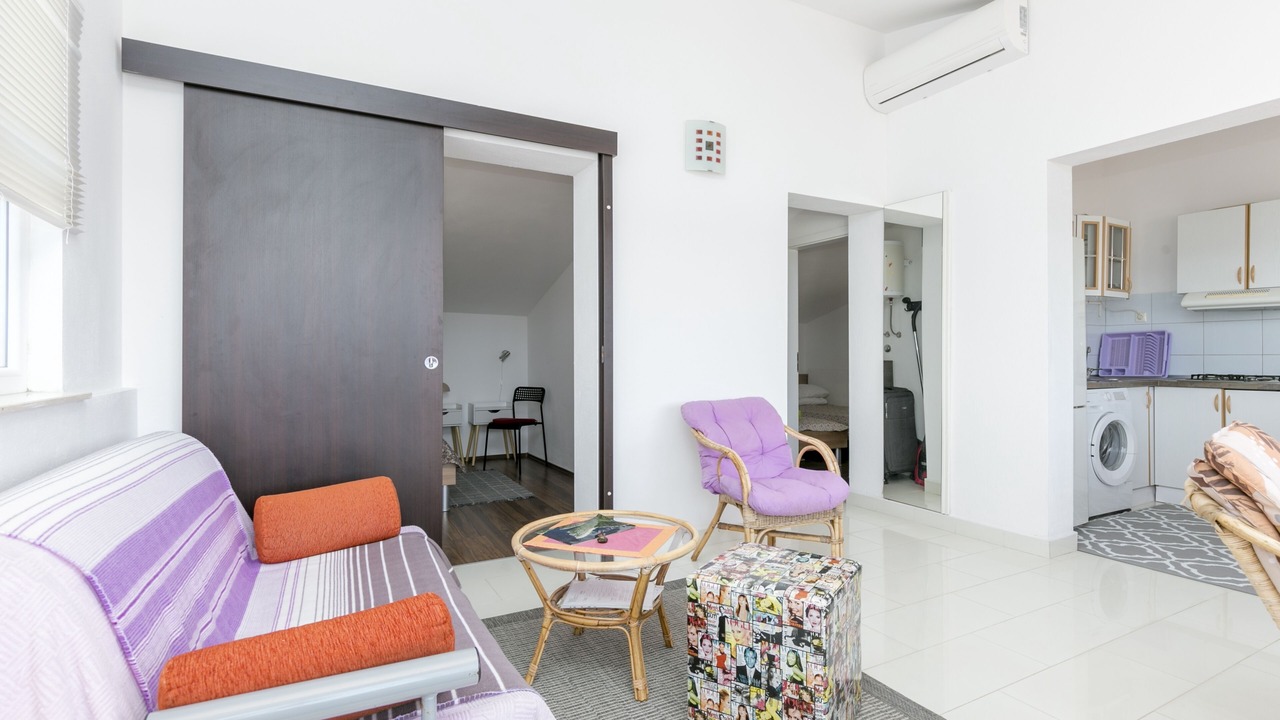 Photo of Livingroom in Necujam